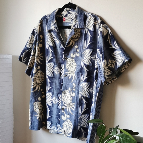 Hawaiian Shirt - Picture 3 of 6
